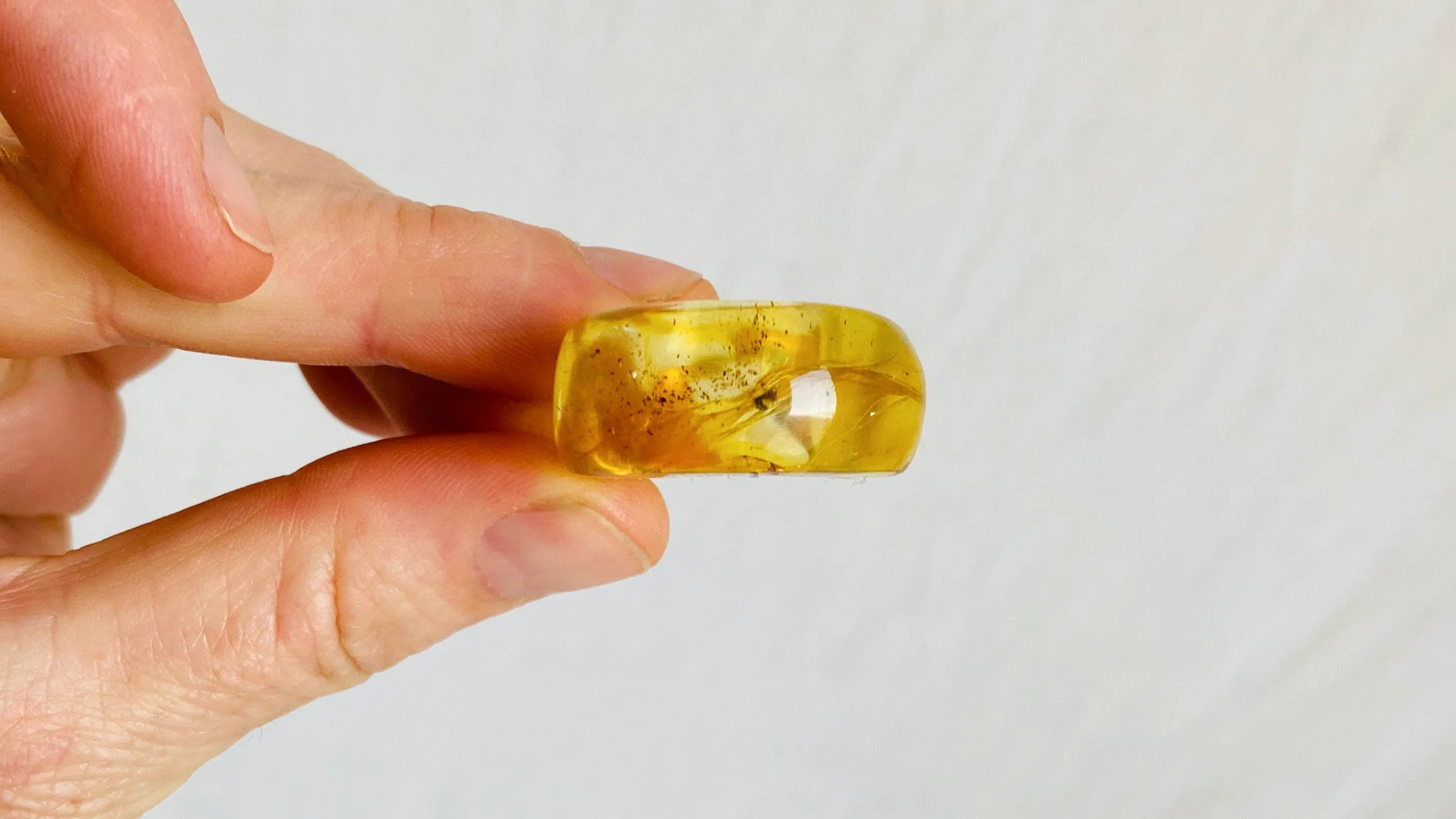 Amber Ring. Gorgeous. Size 7. 0361