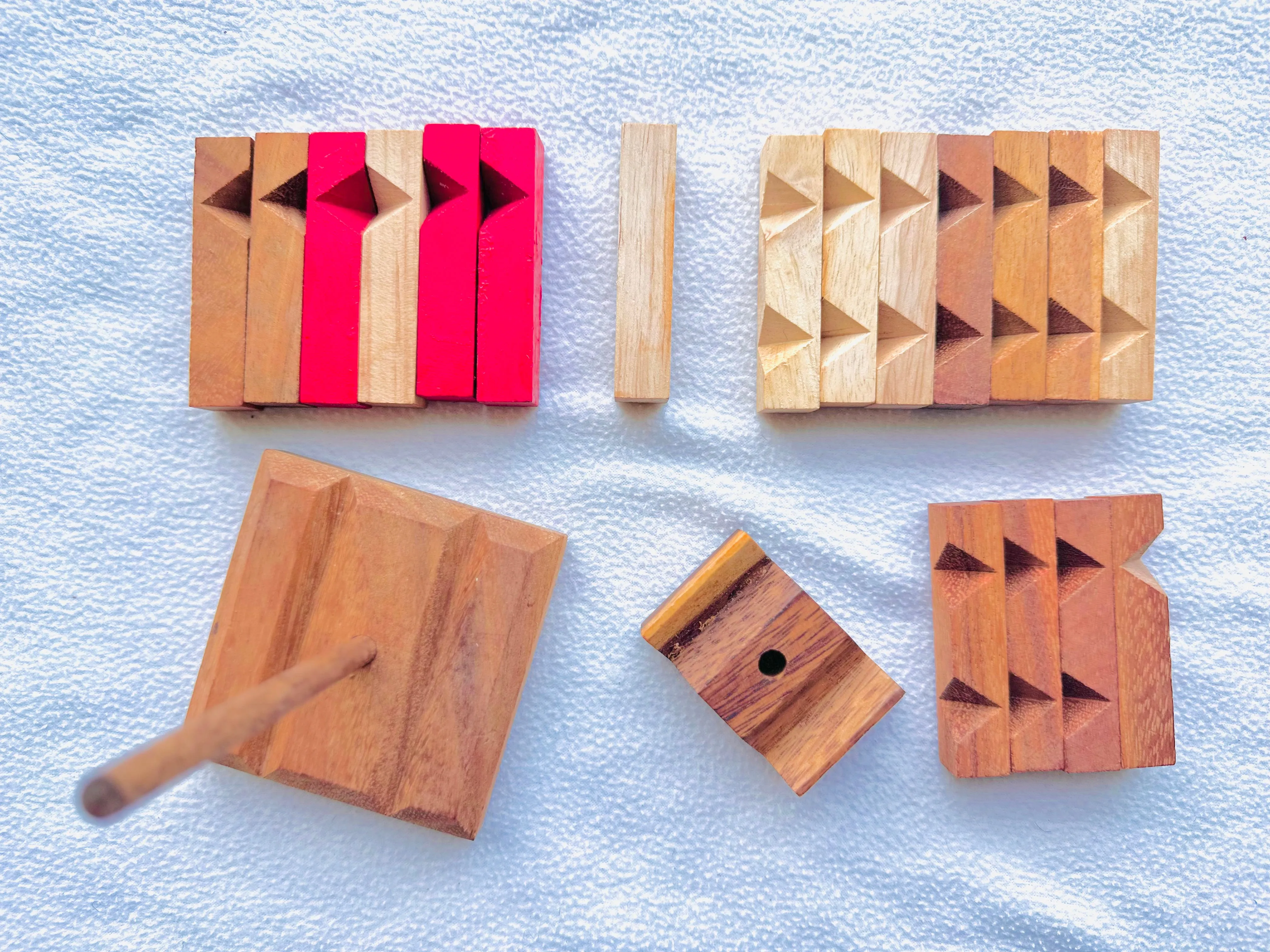 Wooden Stacking Puzzle - Tower of Pisa